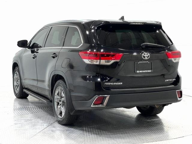 2017 toyota highlander limited