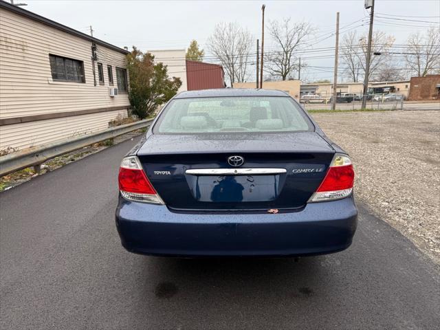 2005 toyota camry le