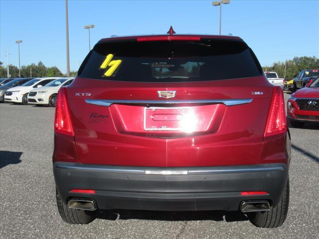2017 cadillac xt5 base