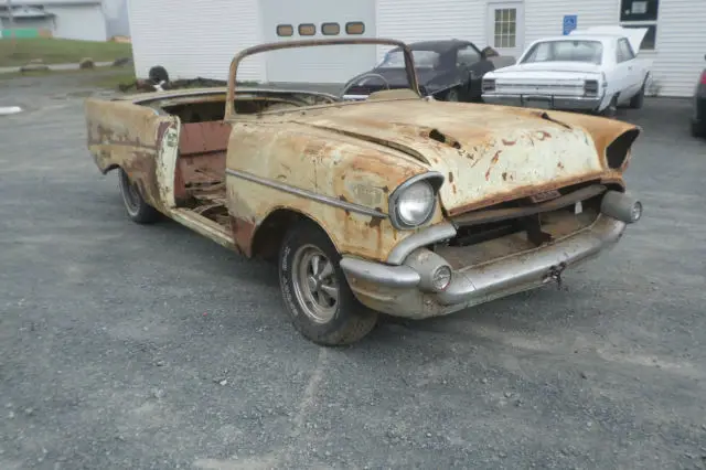 1957 57 chevy convertible bel air 2 door conv rare barn find project car