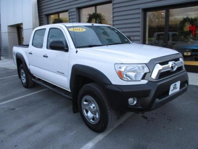 2013 toyota tacoma v6 4x4 v6 4dr double cab 5.0 ft sb 6m for sale in brentwood, new hampshire