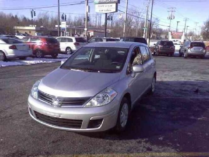 2012 nissan versa s hatchback 4d in east amherst, ny