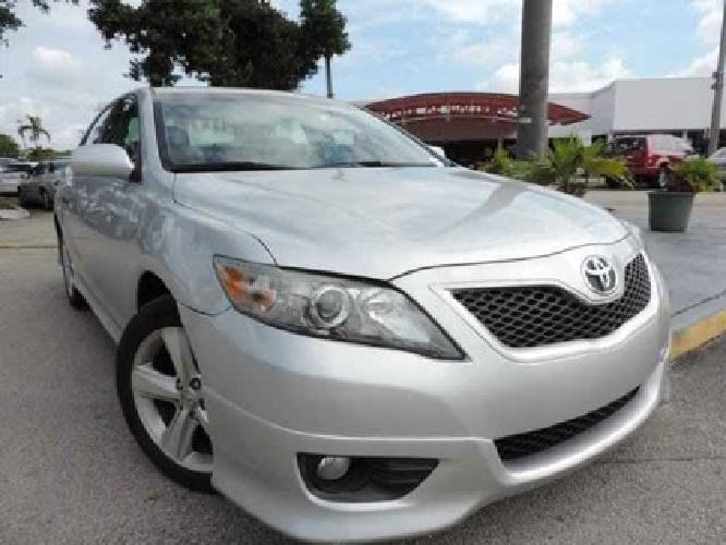 2011 toyota camry se in hollywood, fl