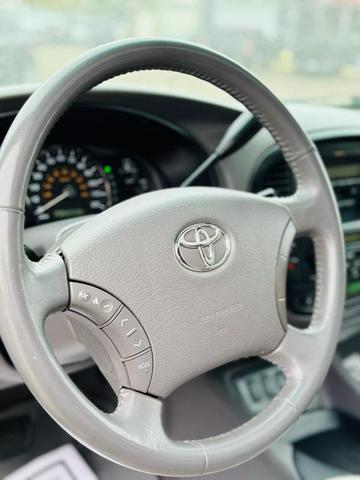 2006 toyota sequoia sr5