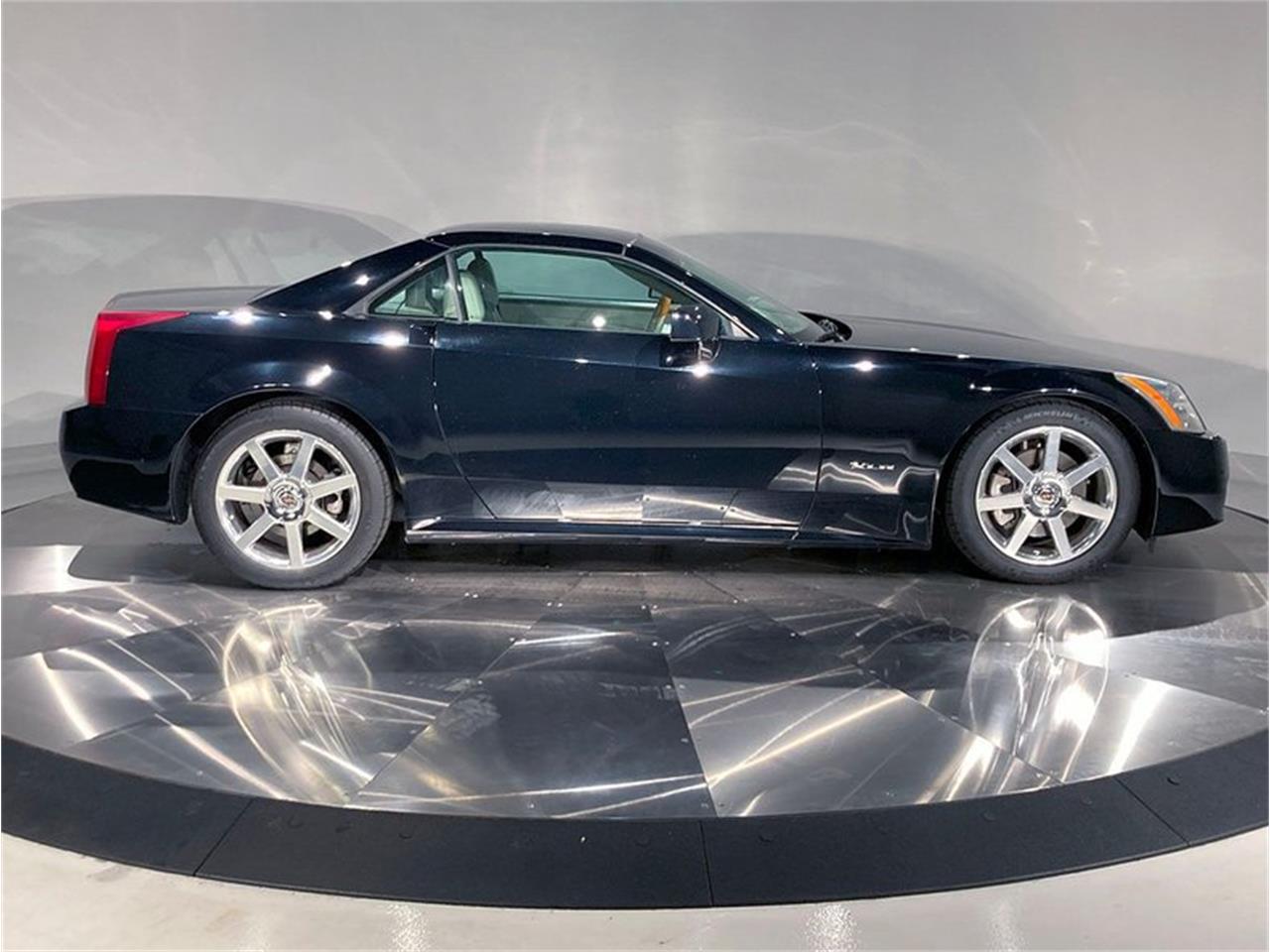 2005 cadillac xlr