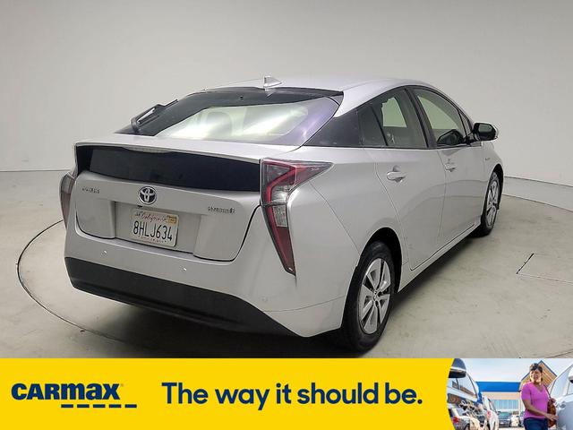 2018 toyota prius three