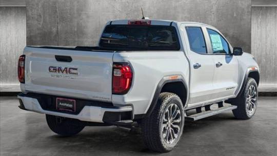 2024 GMC Canyon