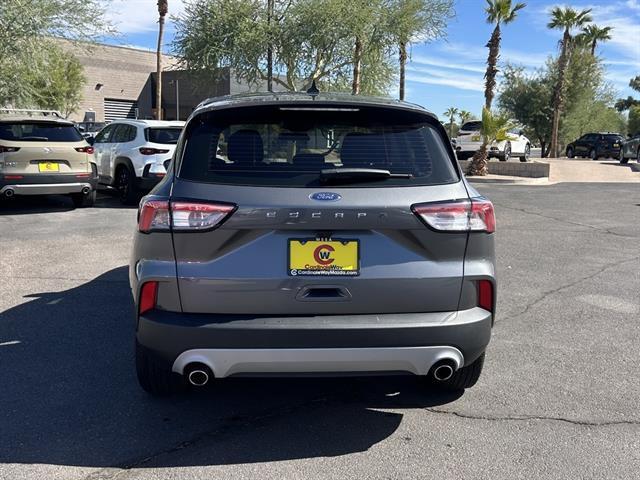2022 ford escape s