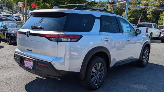 2024 Nissan Pathfinder