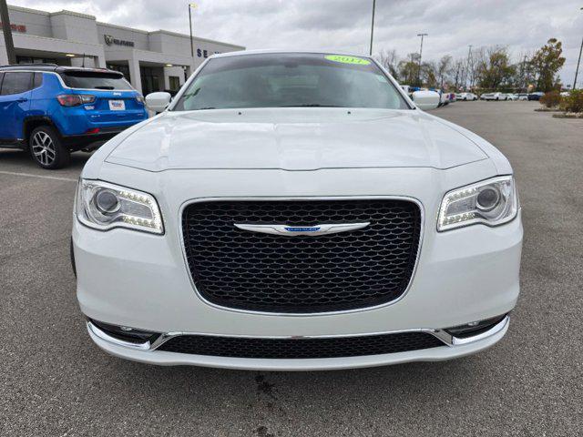 2017 chrysler 300 limited