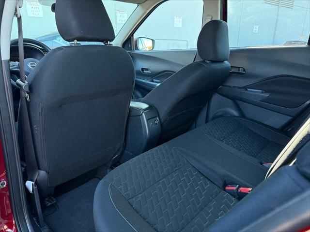 2023 nissan kicks sv