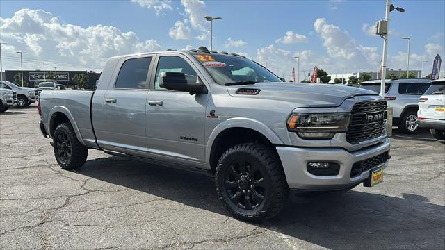 2022 ram 3500 limited mega cab 4x4 64' box