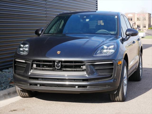 2024 porsche macan base