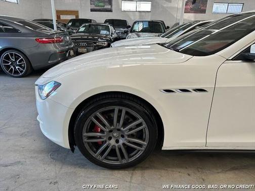 2017 maserati ghibli