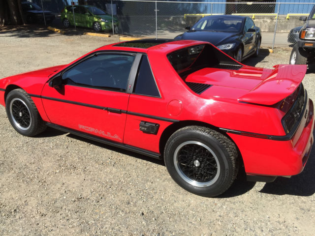 ultra rare 1988 pontiac fiero formula with under 50k miles! red/grey w/sunroof!