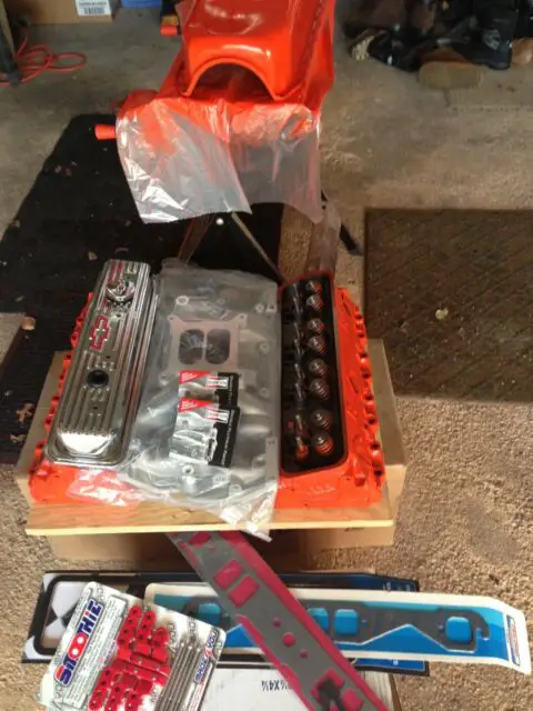 79 camaro rs 350 4 bolt main,new intake and vortec heads.350 auto,373 rear