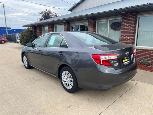 2014 toyota camry le