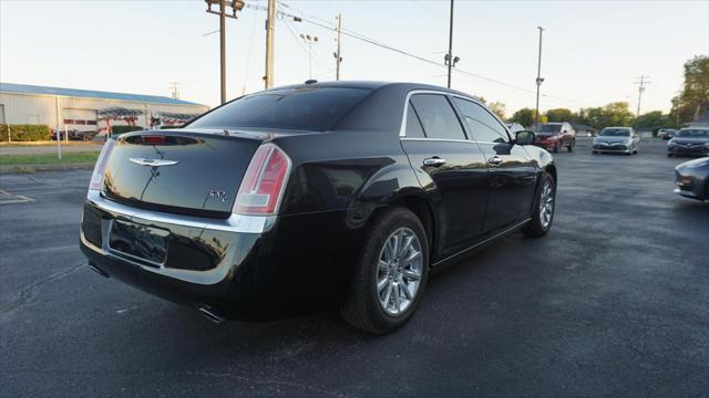 2013 chrysler 300c base