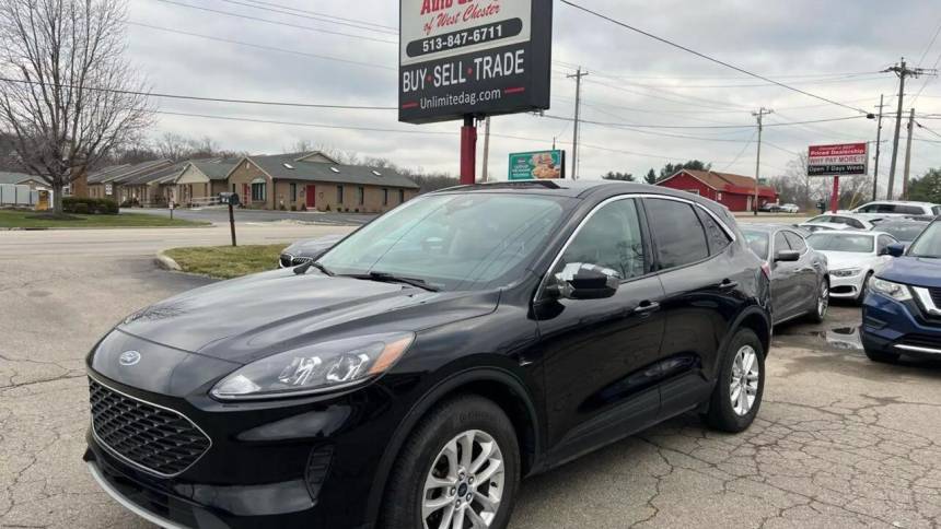 2020 ford escape se