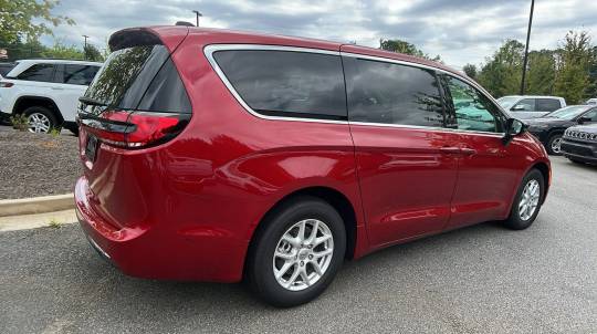 2024 Chrysler Pacifica