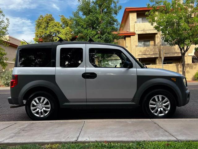 2005 honda element lx