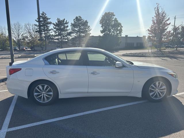 2015 infiniti q50 premium