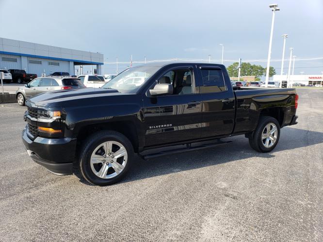 used 2017 chevrolet silverado 1500 4x4 double cab custom bowling green, ky 42104 for sale in bowling green, kentucky