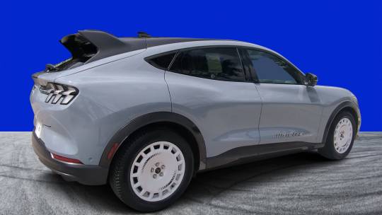 2024 Ford Mustang Mach-E