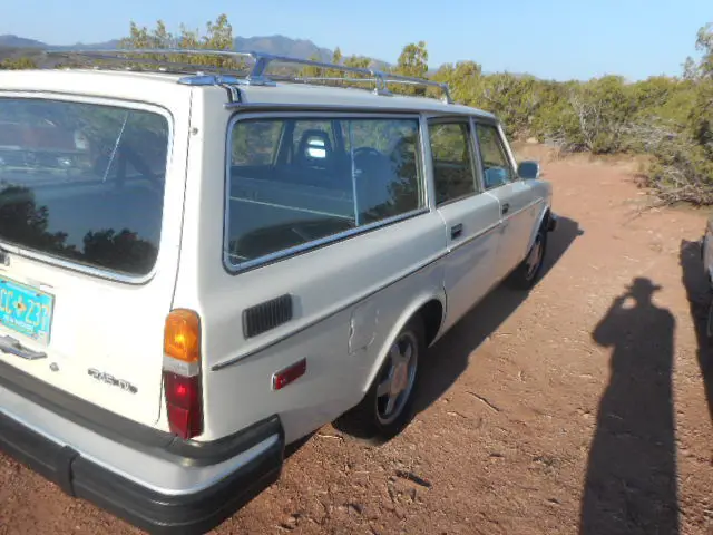 1979 volvo 245 wagon - very low miles for year