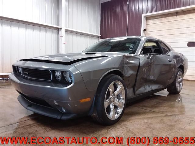 2012 dodge challenger sxt
