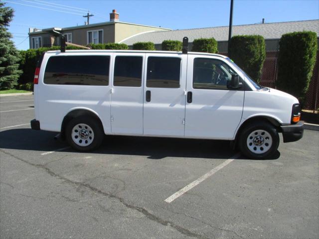 2011 gmc savana 1500 ls