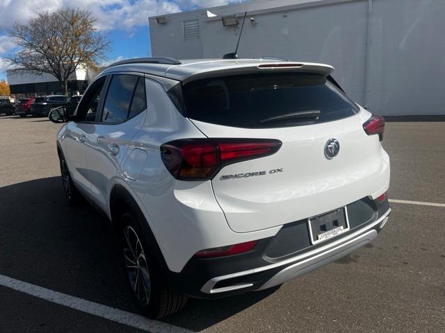 2022 buick encore gx select