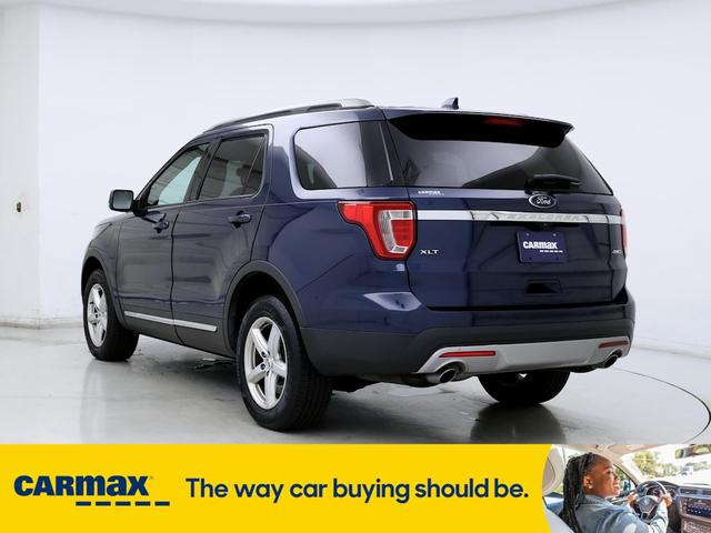 2017 ford explorer xlt