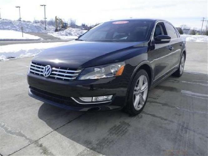 2013 volkswagen passat in greenwood, in