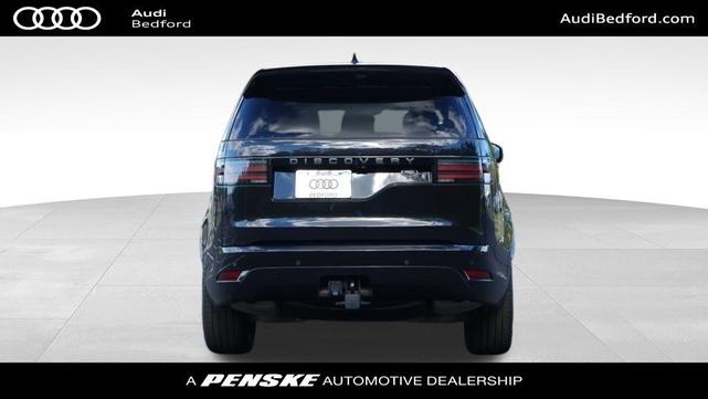 2023 land rover discovery p300 s r-dynamic