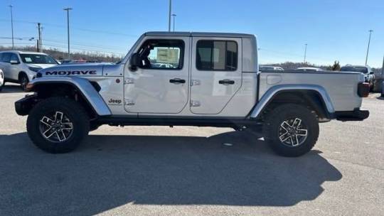 2024 Jeep Gladiator