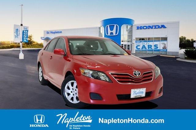 2011 toyota camry le