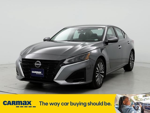 2023 nissan altima sv