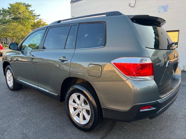 2012 toyota highlander se