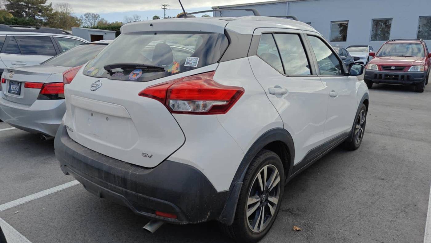 2019 nissan kicks sv