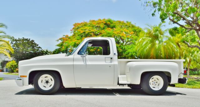 chevrolet "short & wide" step side