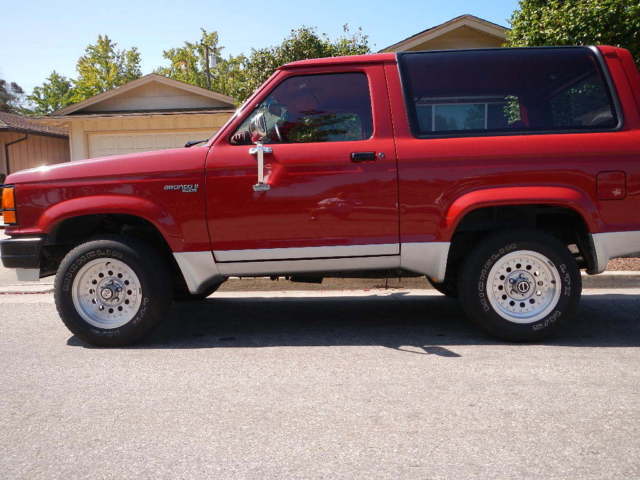 1990 ford bronco ii ii xl sport utility 2-door 2.9l 4x4 aod w/pushbutton 4x4