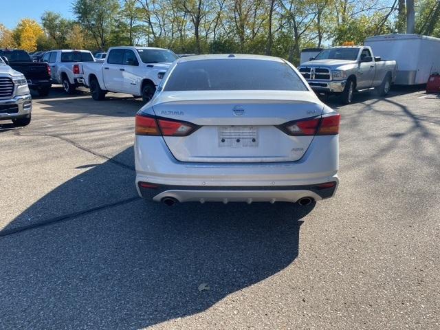 2021 nissan altima 2.5 sv