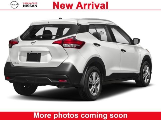 2020 nissan kicks sv