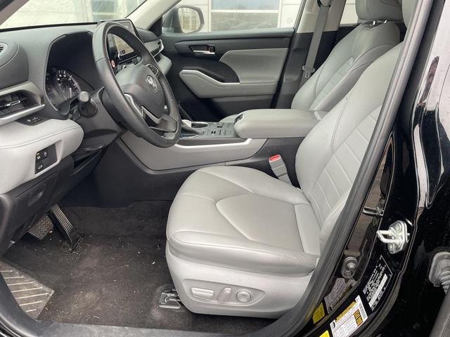2023 toyota highlander xle