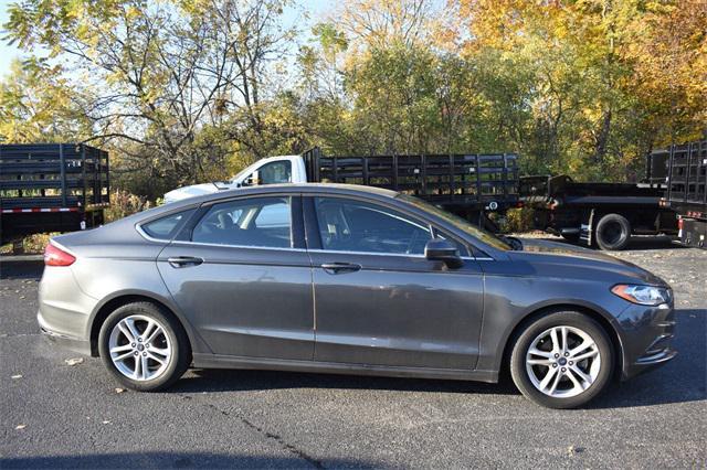 2018 ford fusion se