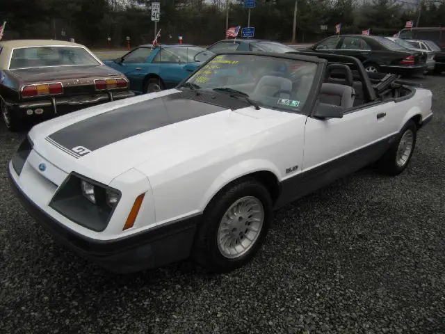 1986 ford mustang