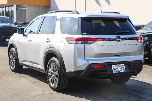 2022 nissan pathfinder sv 2wd