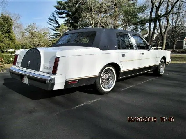 1986 lincoln town car signature series no reserve