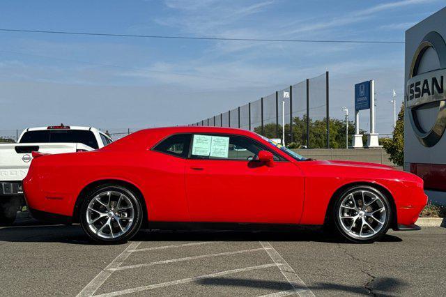 2022 dodge challenger gt